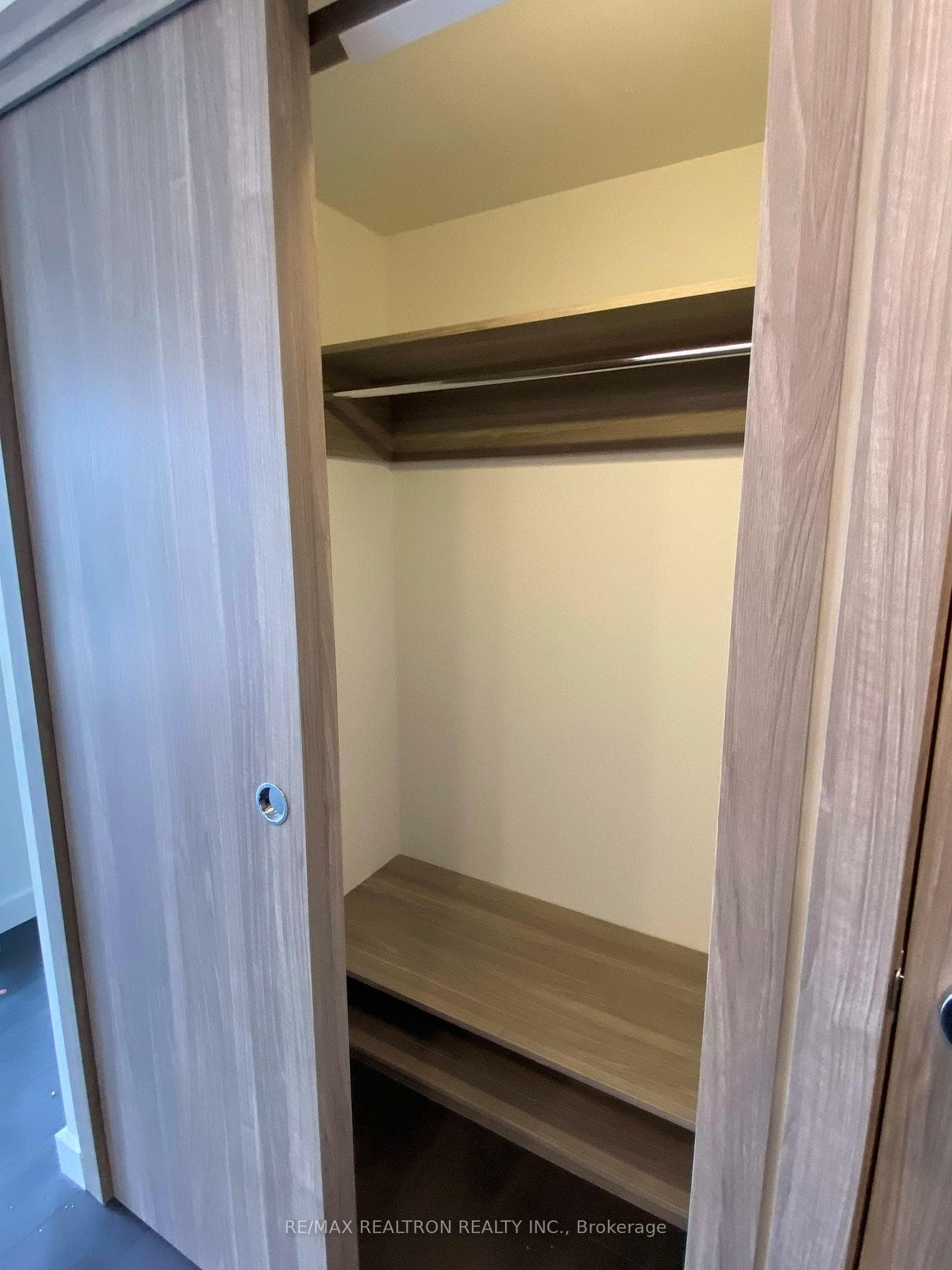 38 Widmer Street Unit 5006 photo 24
