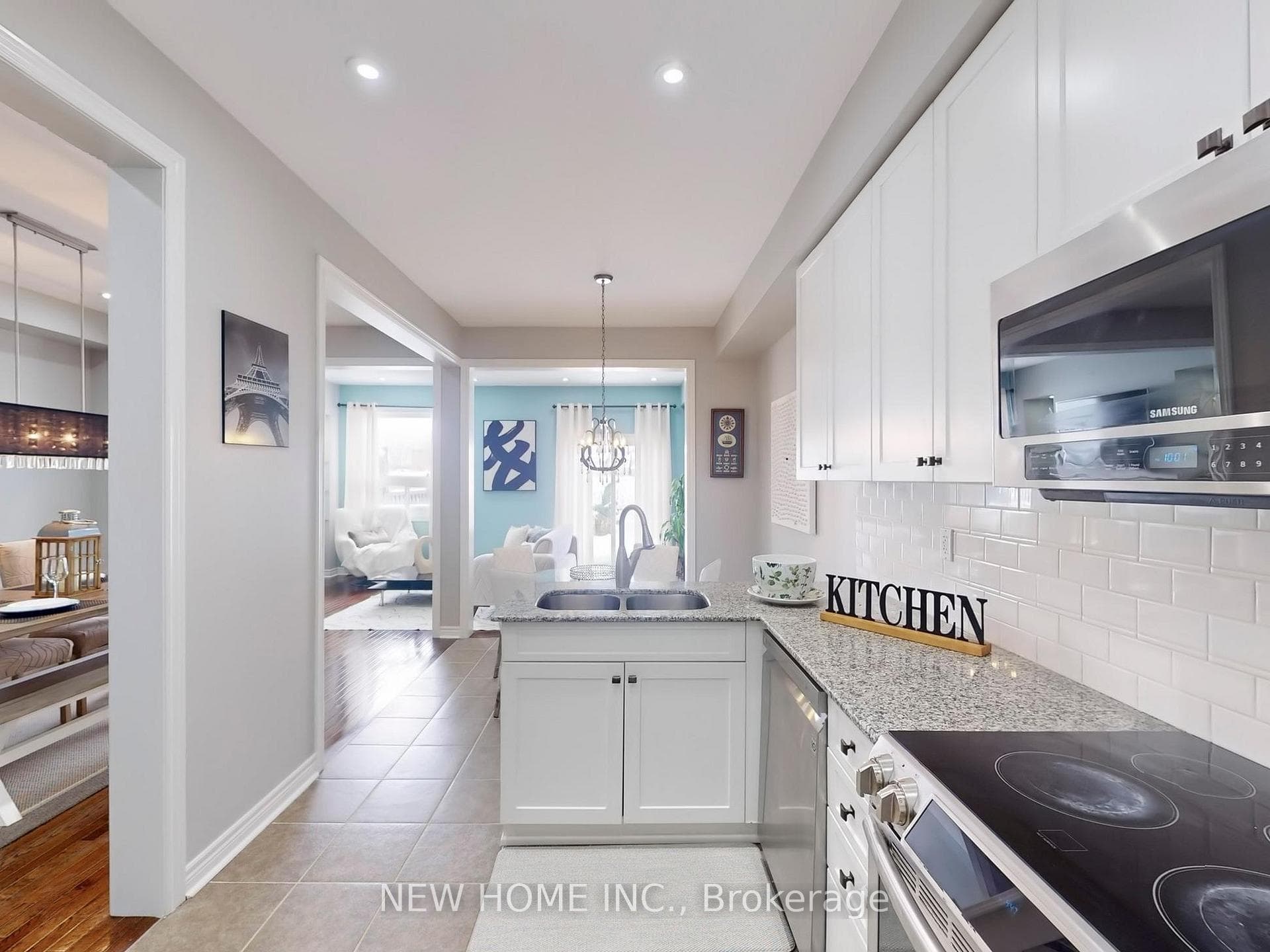 2425 Old Brompton Way photo 13