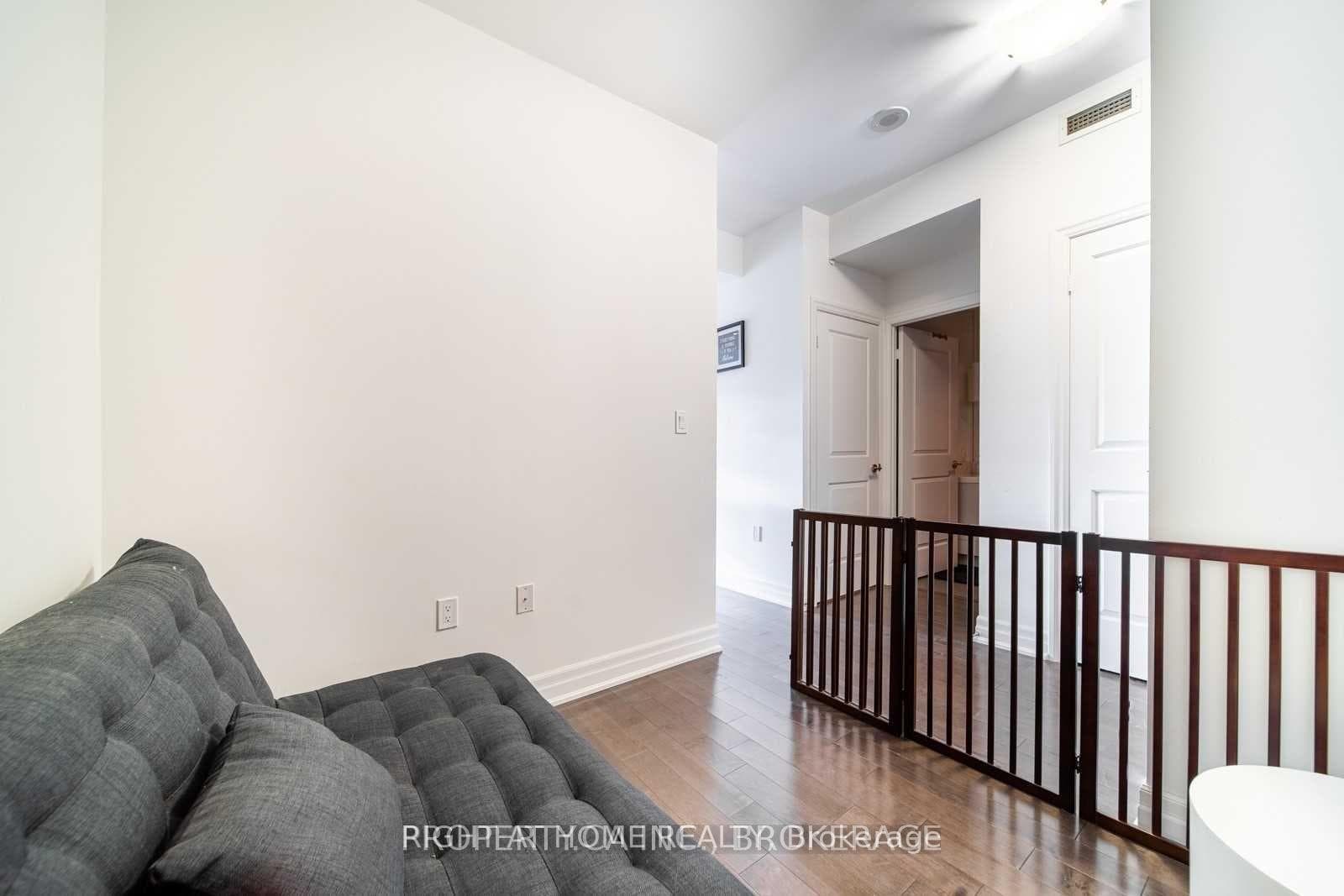 8 The Esplanade Street Unit 3203 photo 17