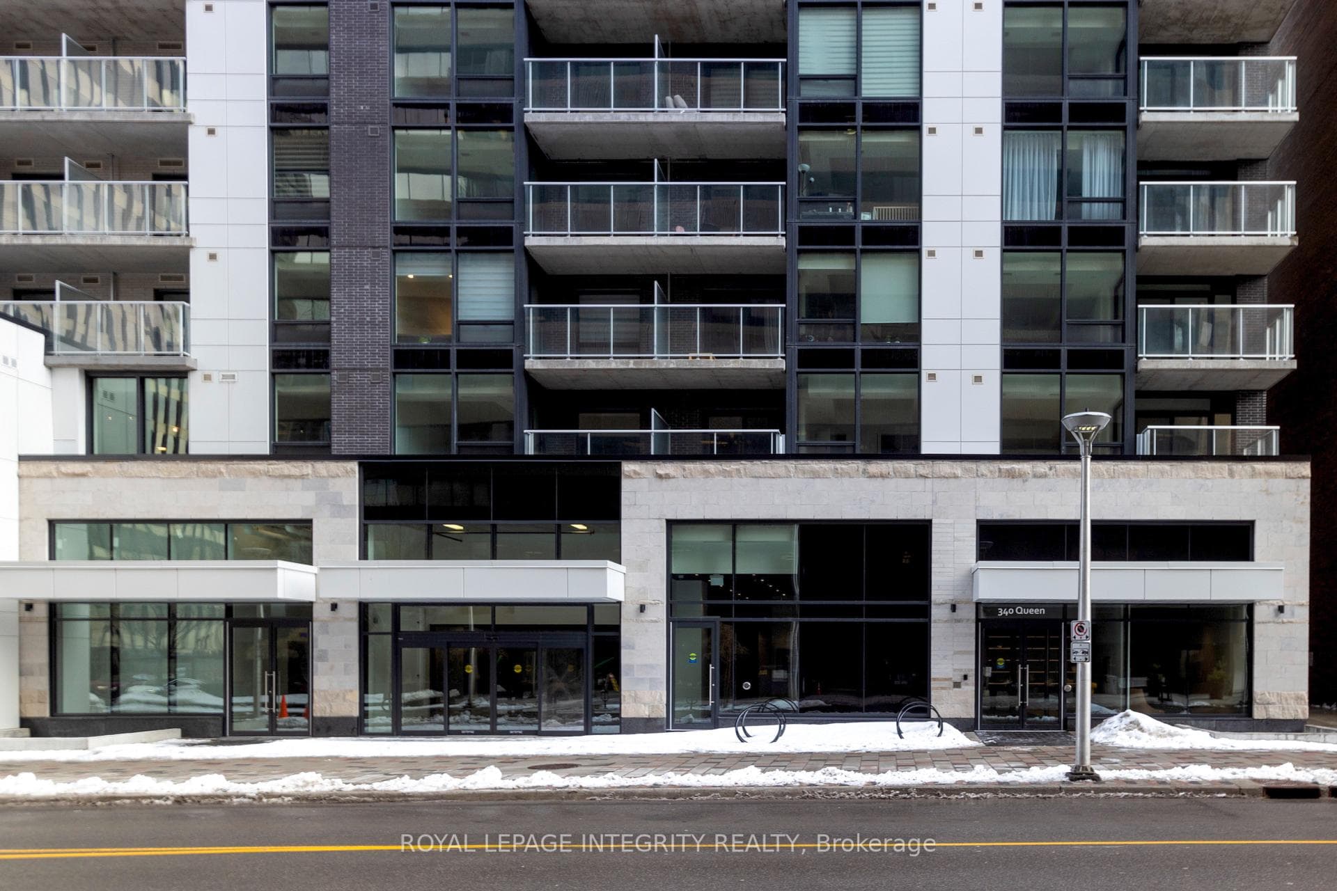 340 Queen Street Unit 2005 photo 4
