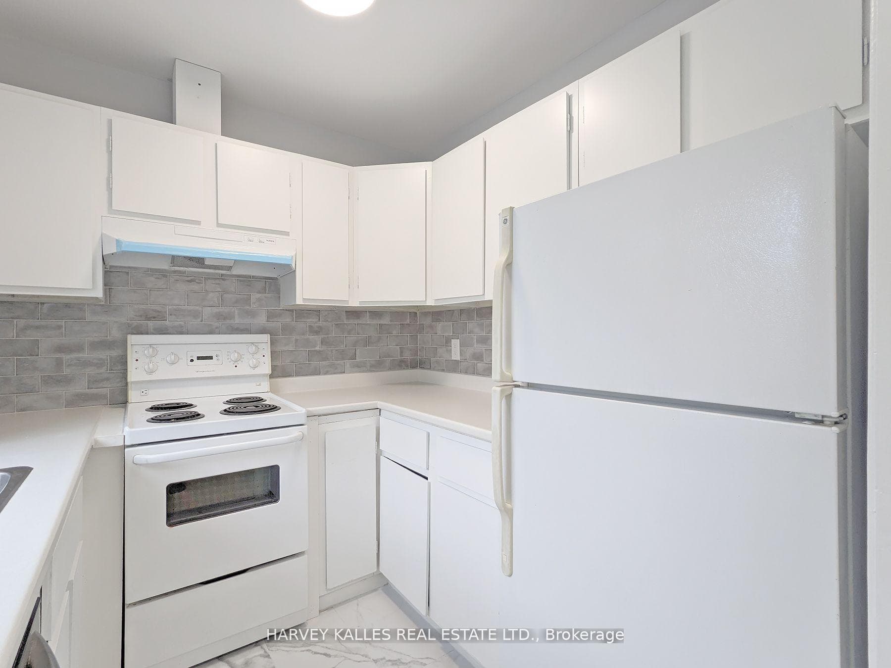 431 Balliol Street Unit 4 photo 8