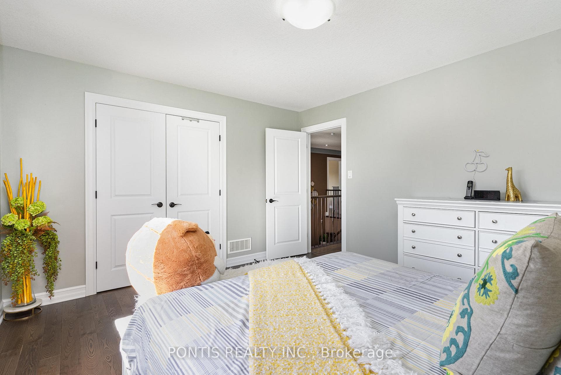 6645 Upper Canada Crossing N/A photo 20