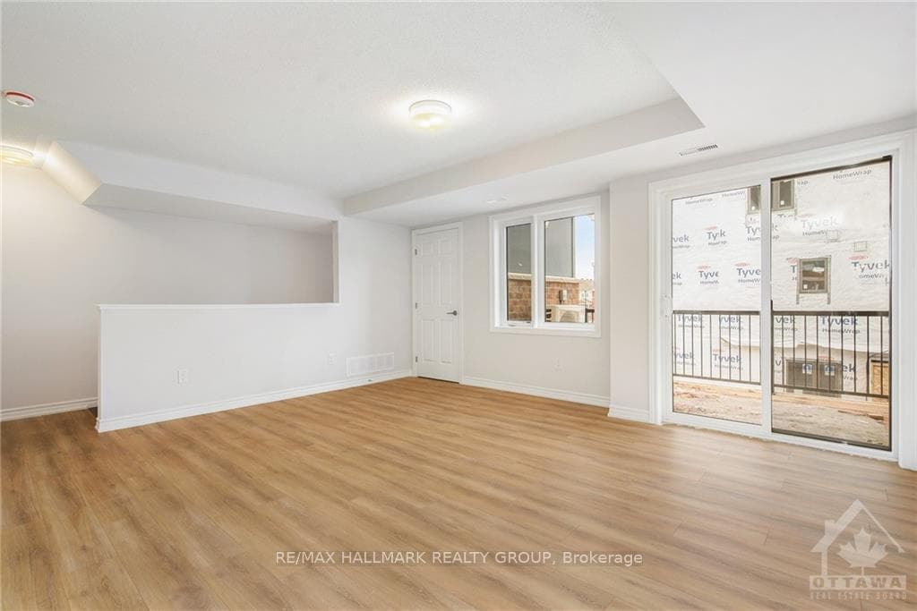 284 ZENITH photo 4