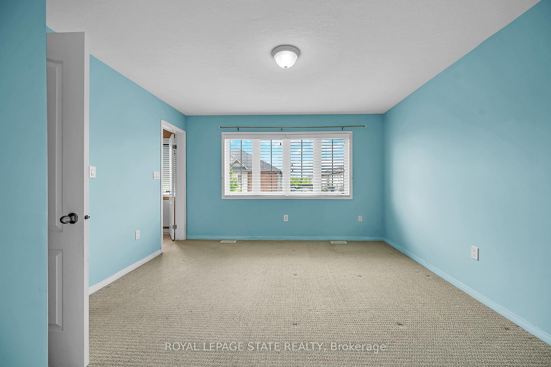 170 Palacebeach Trail Unit 24 photo 22