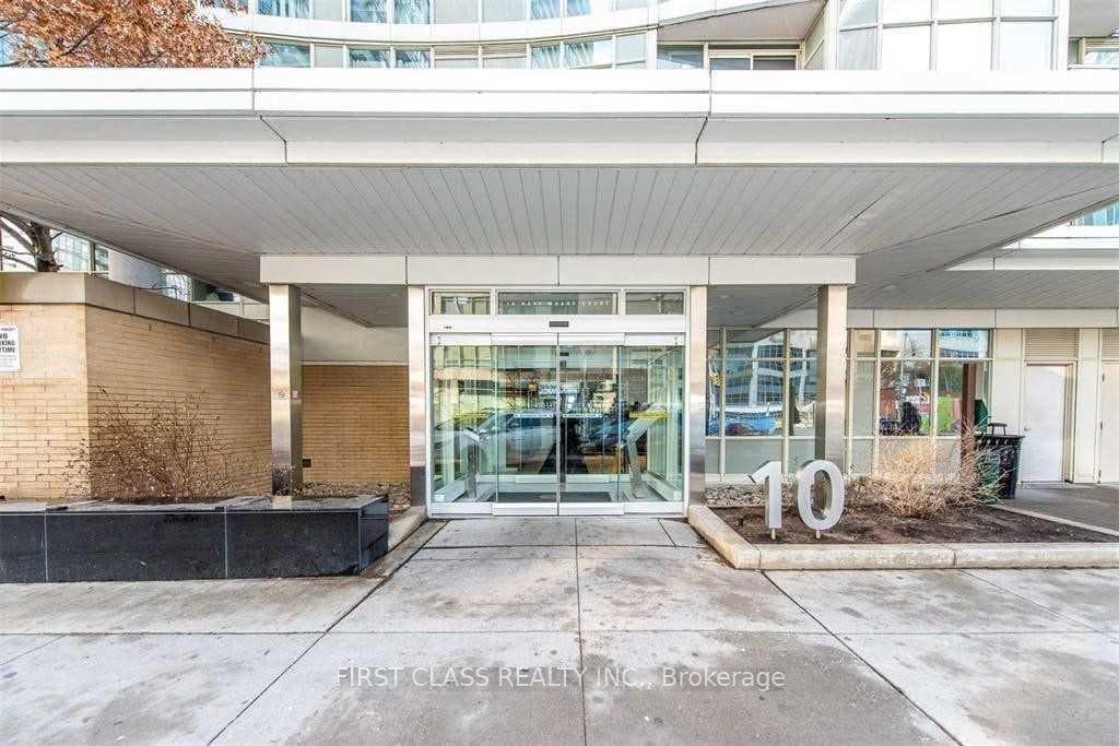10 Navy Wharf Court Unit 1810 photo 12