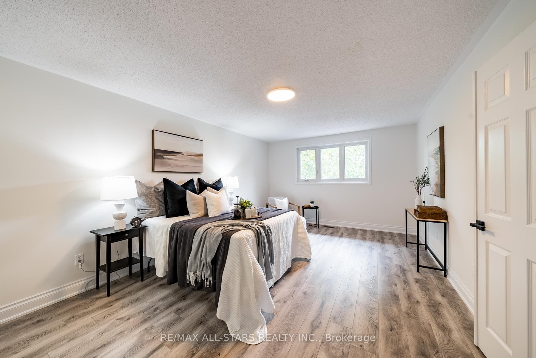 5 Edinborough Avenue photo 19