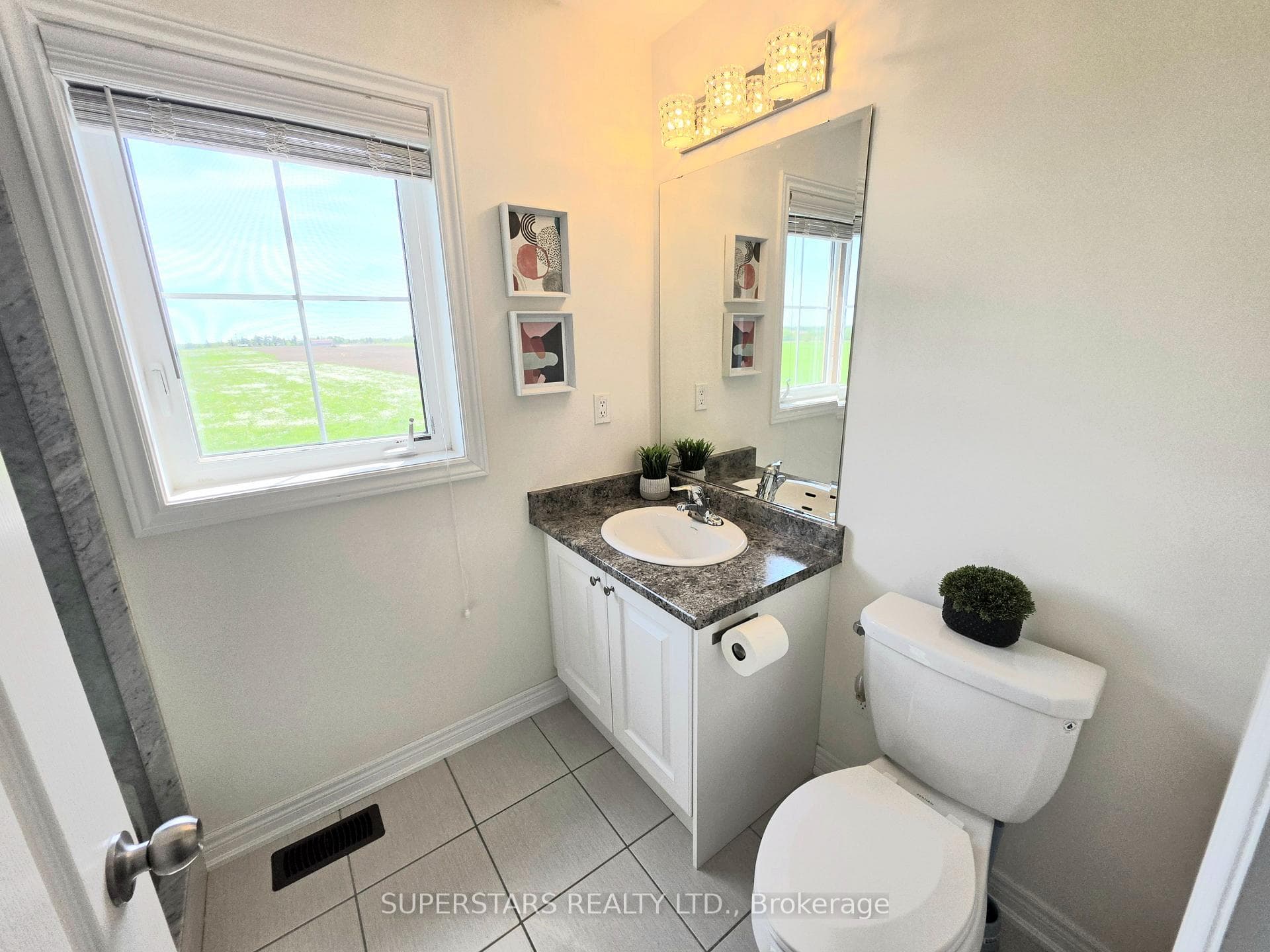 33 Tilbury Gate photo 32
