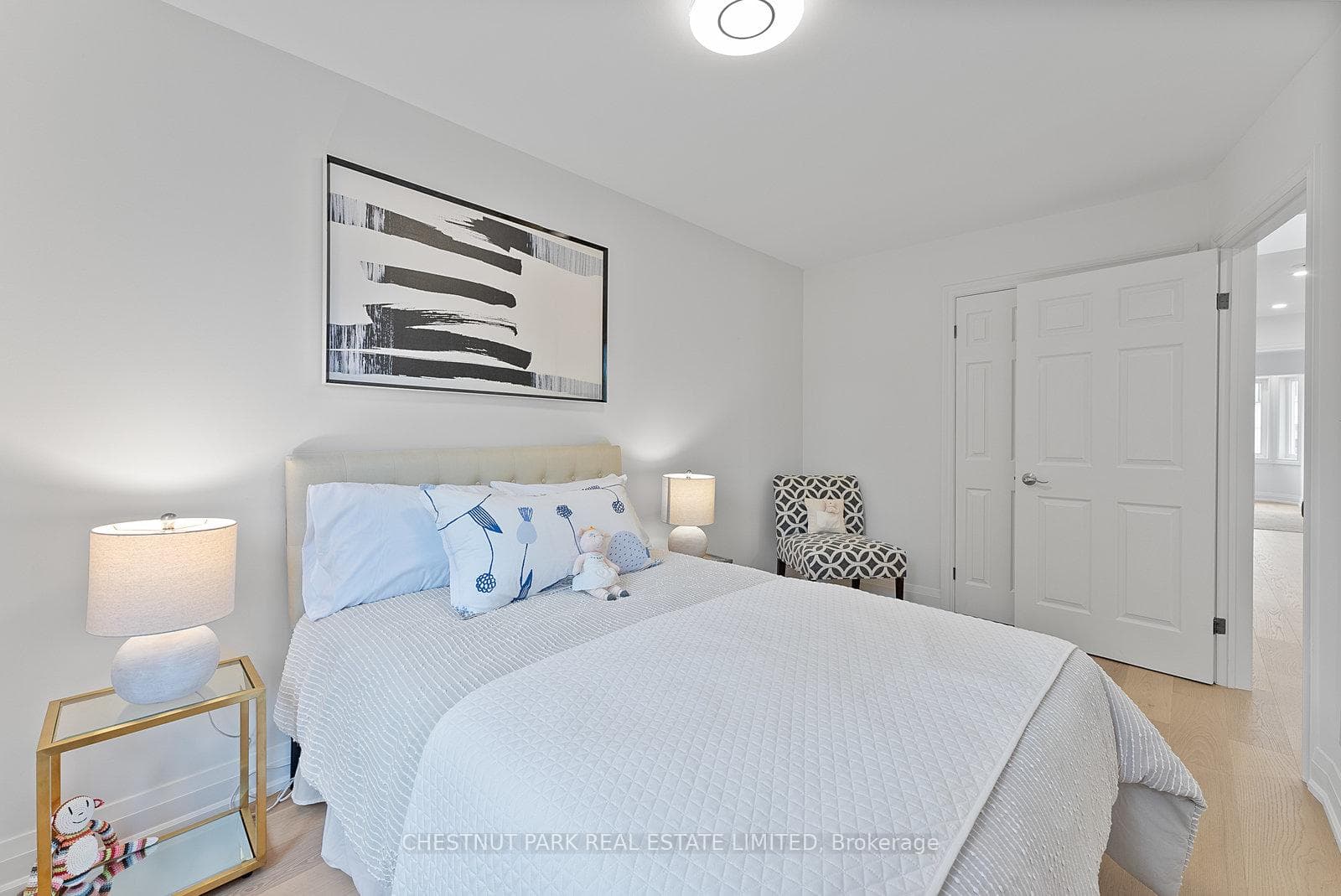 207 Glengarry Avenue photo 27