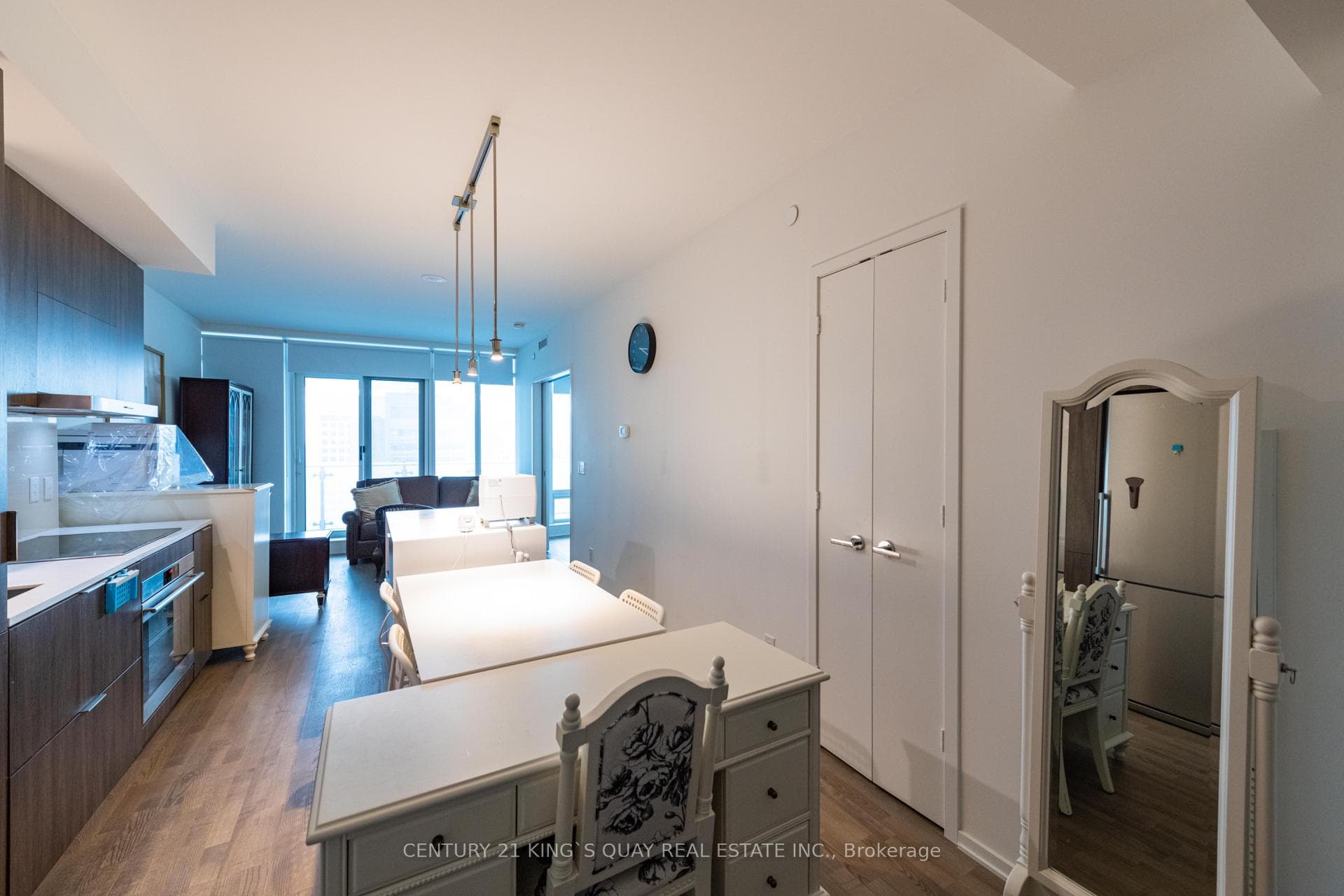 1 Bloor Street Unit 1708 photo 5