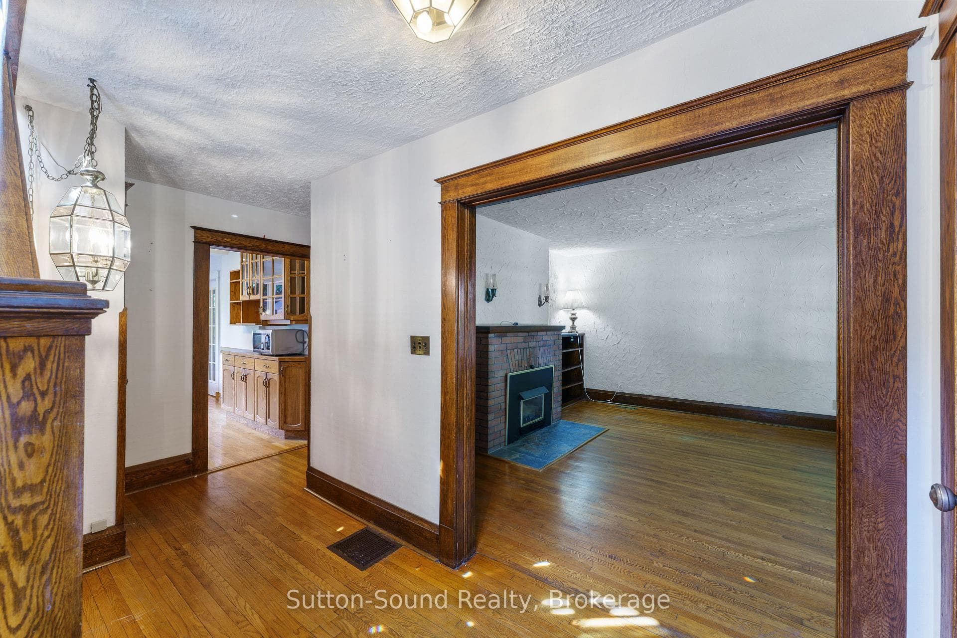 235 7th Street photo 6