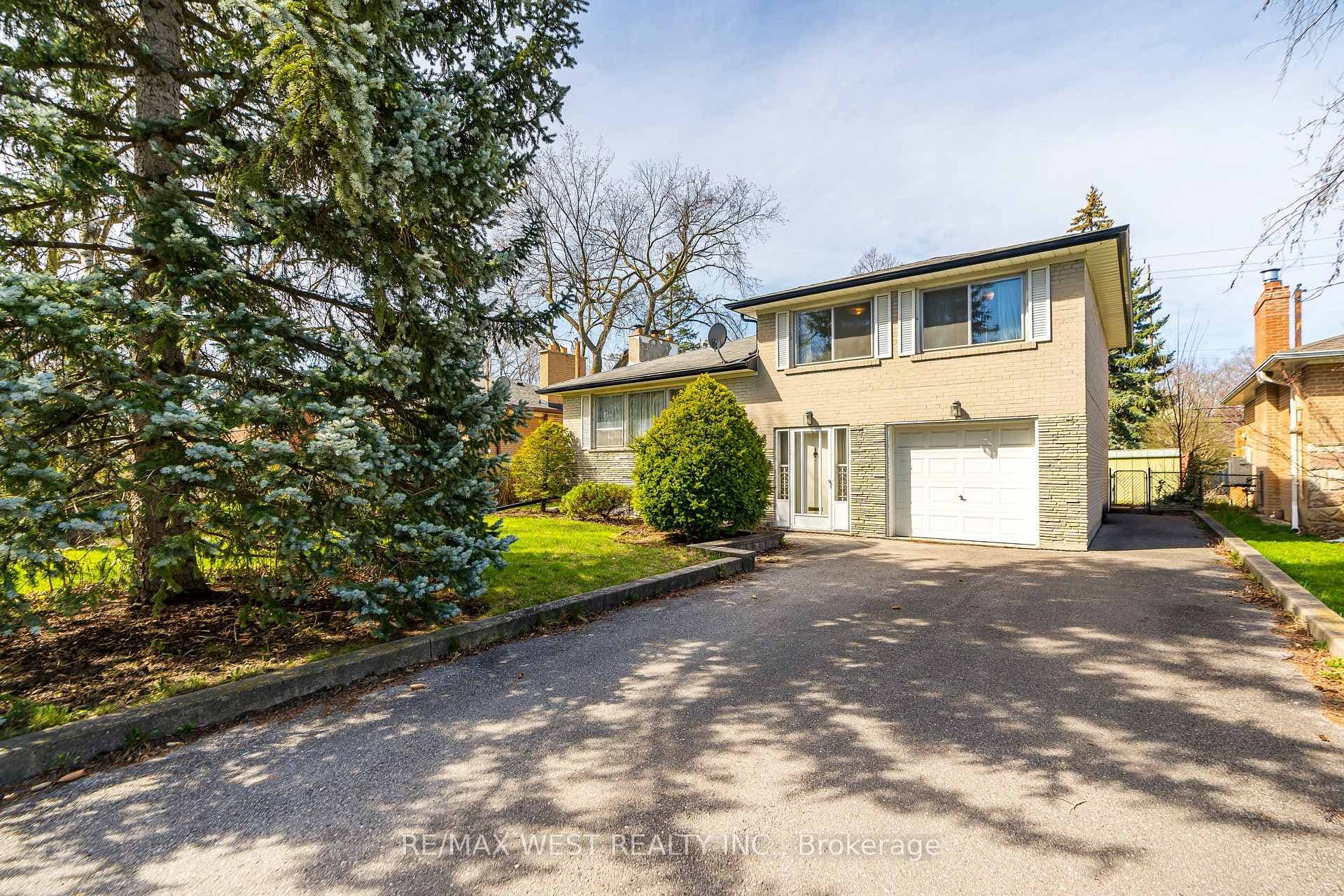 14 Whitelock Crescent photo 1