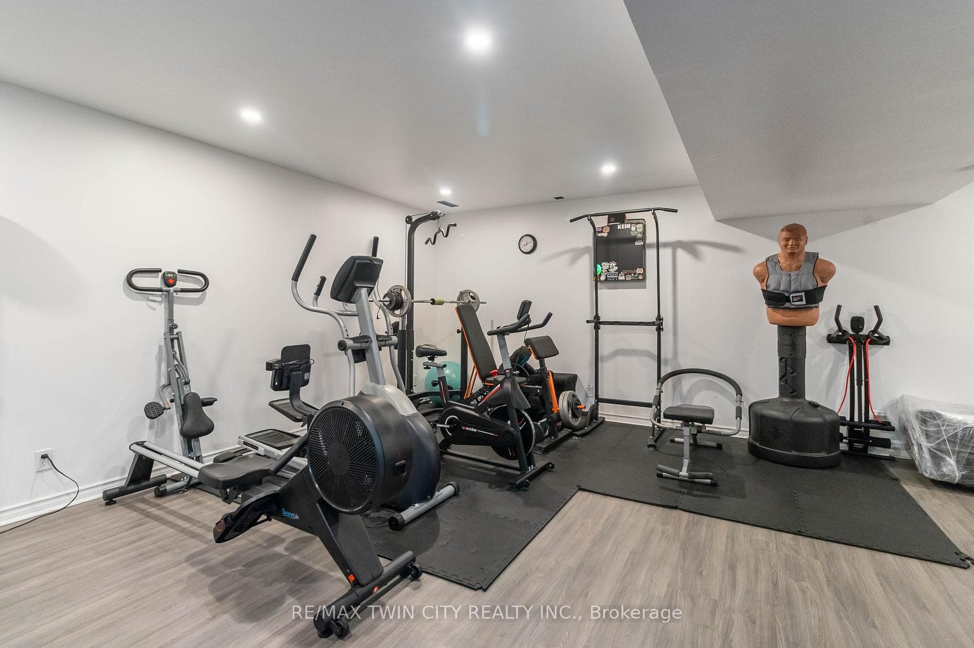 1038 Colborne Street Unit 32 photo 23