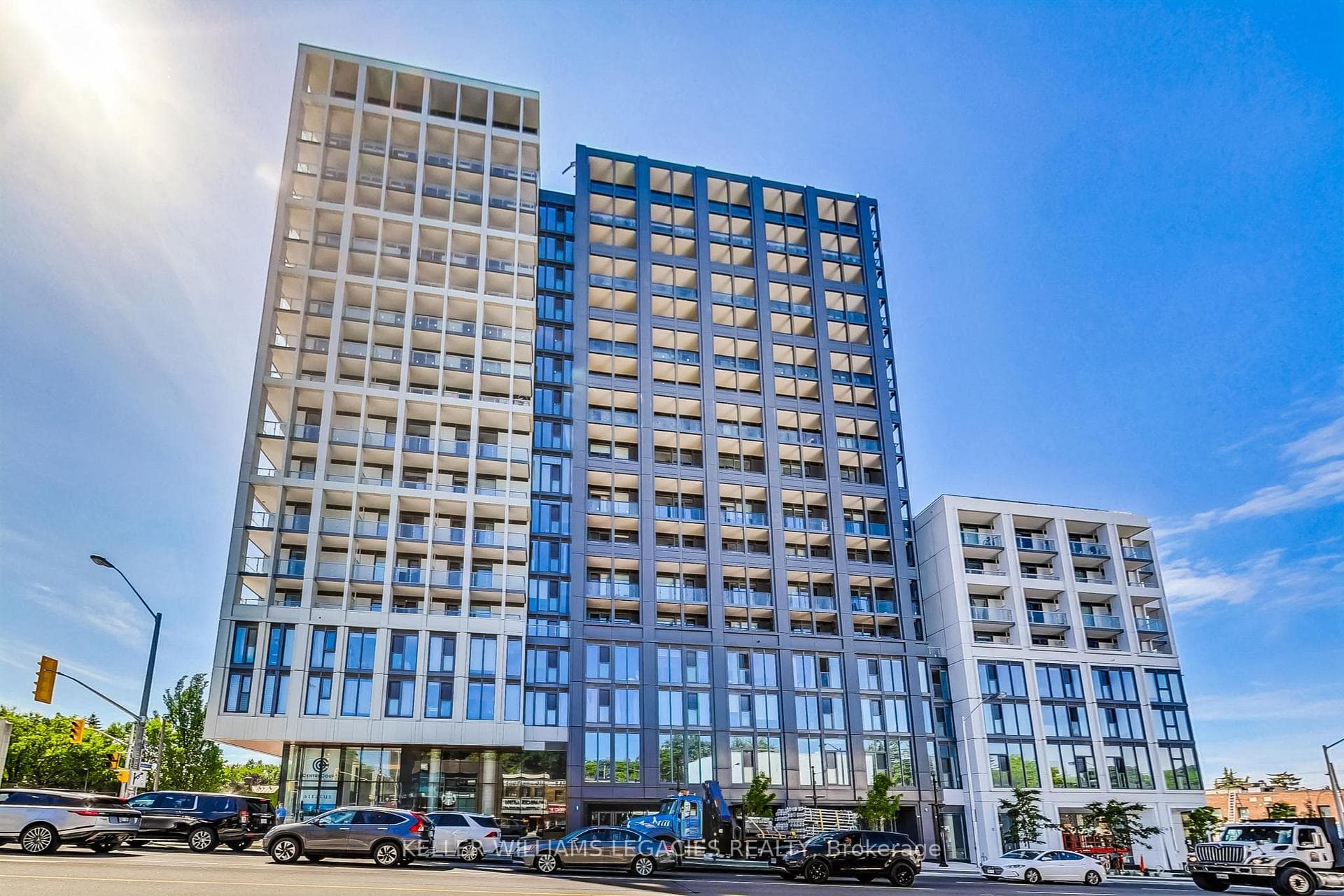 2020 Bathurst Street Unit 505 photo 1
