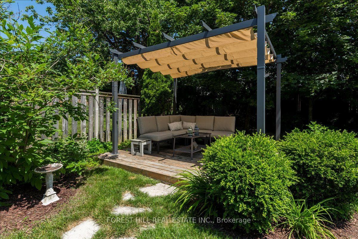 131 Oren Boulevard photo 31