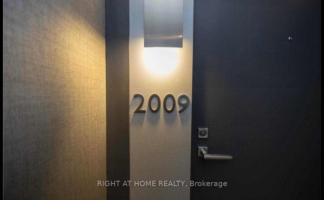 2916 Highway 7 Road Unit 2009 photo 7