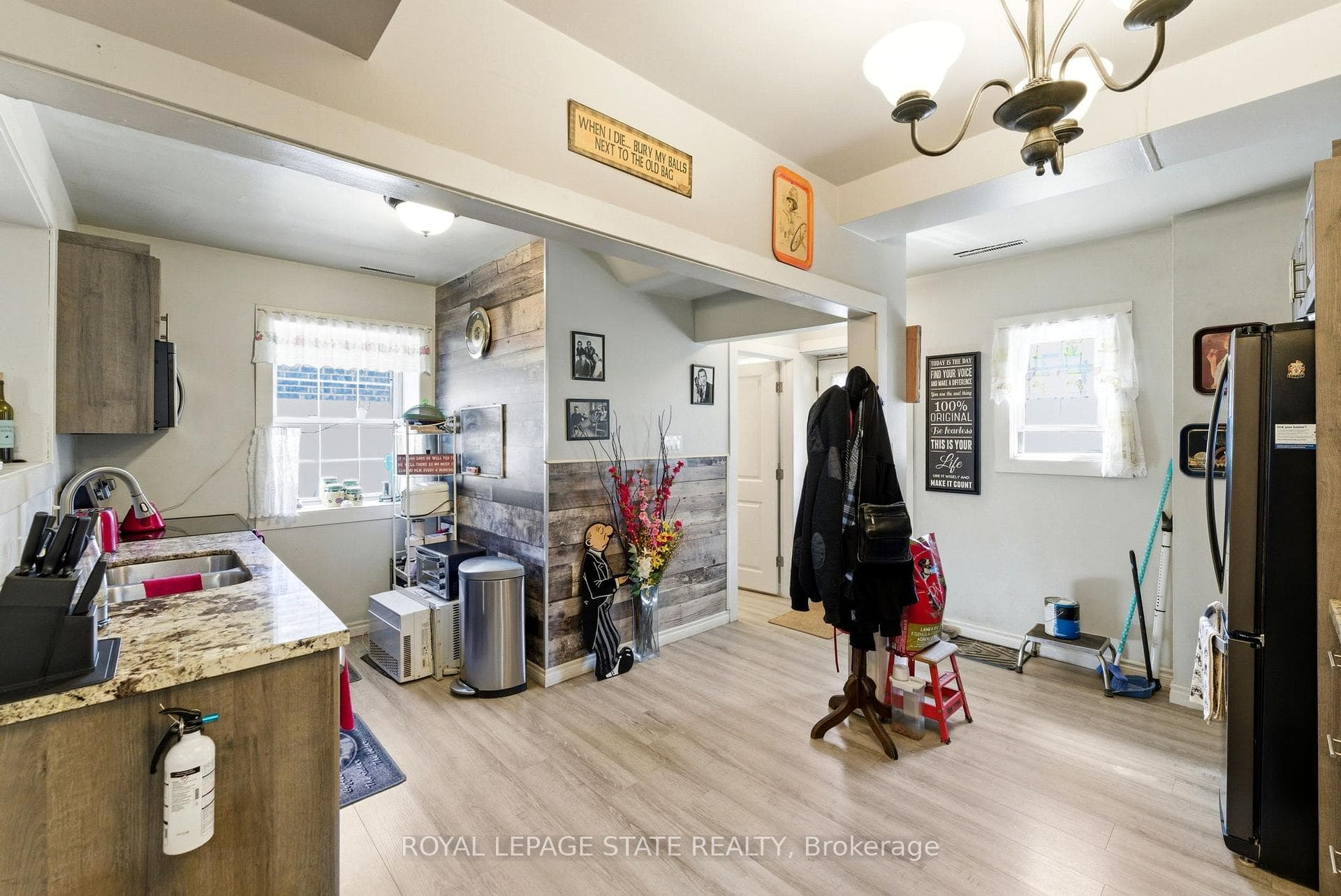 1745 King Street photo 23