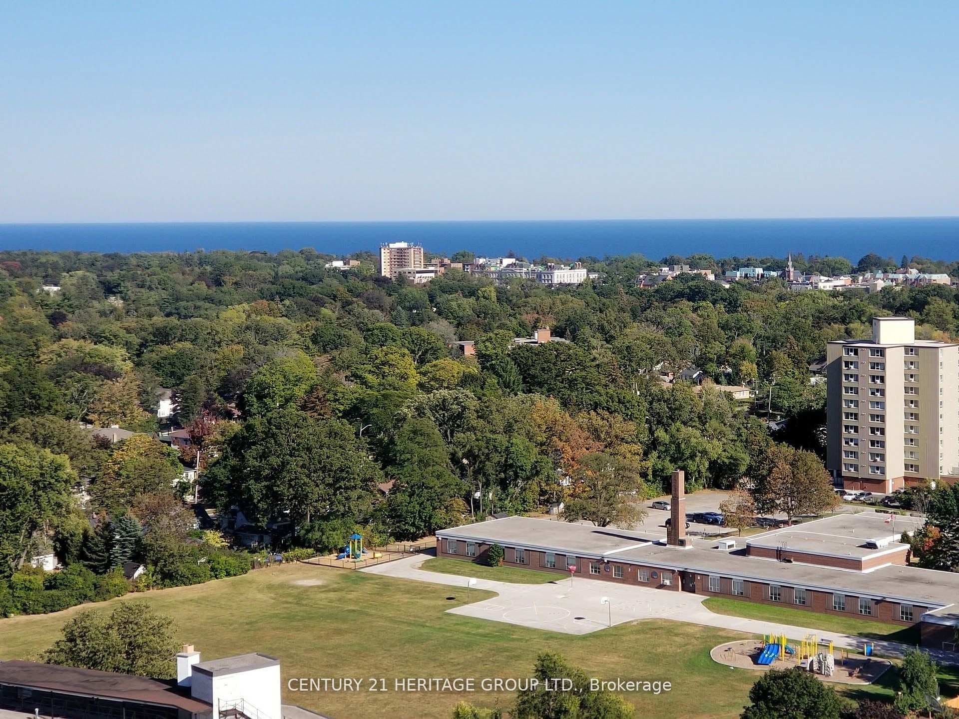 55 Speers Road Unit 1706 photo 15