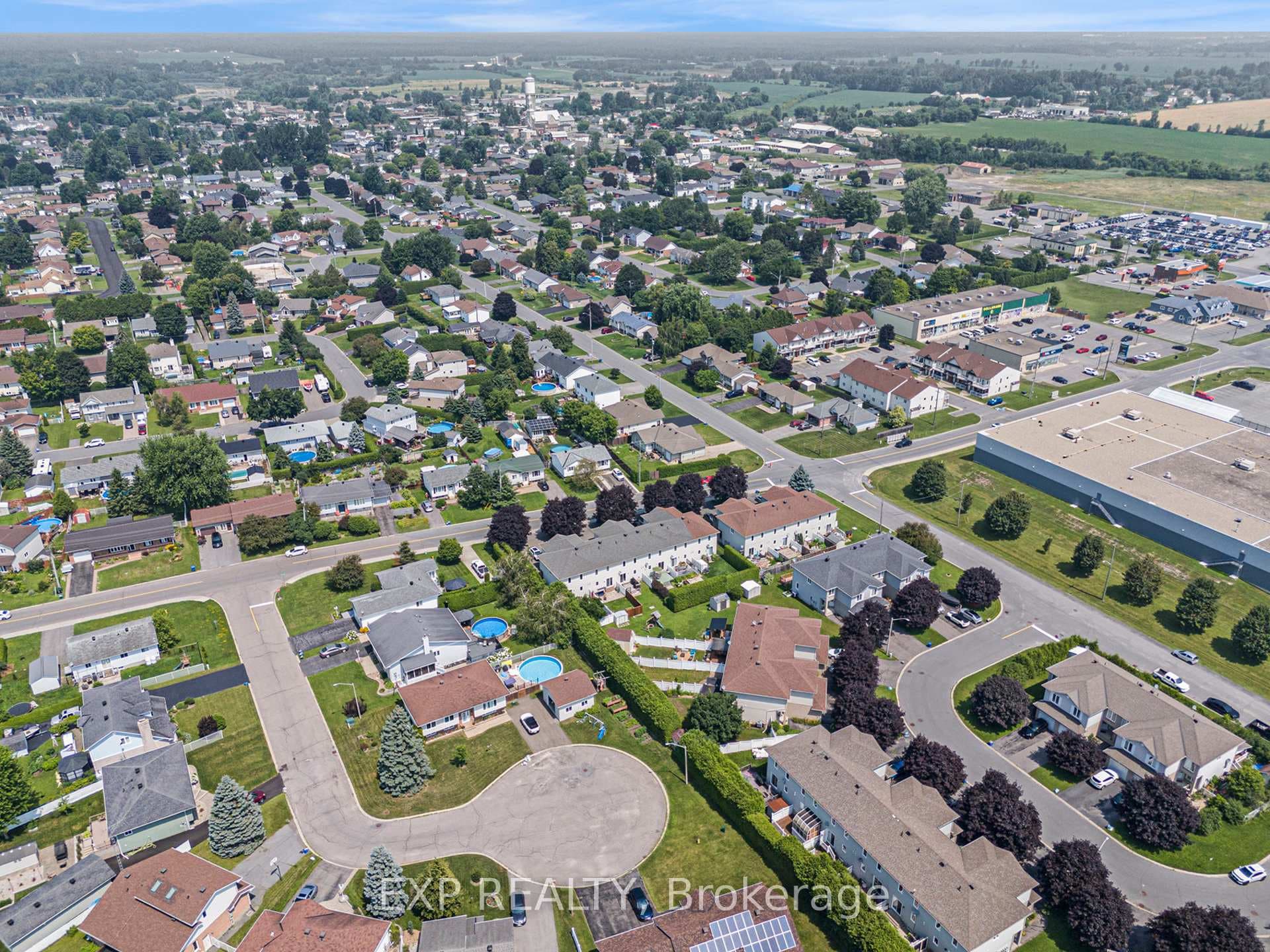 67 Lafleche Boulevard photo 33