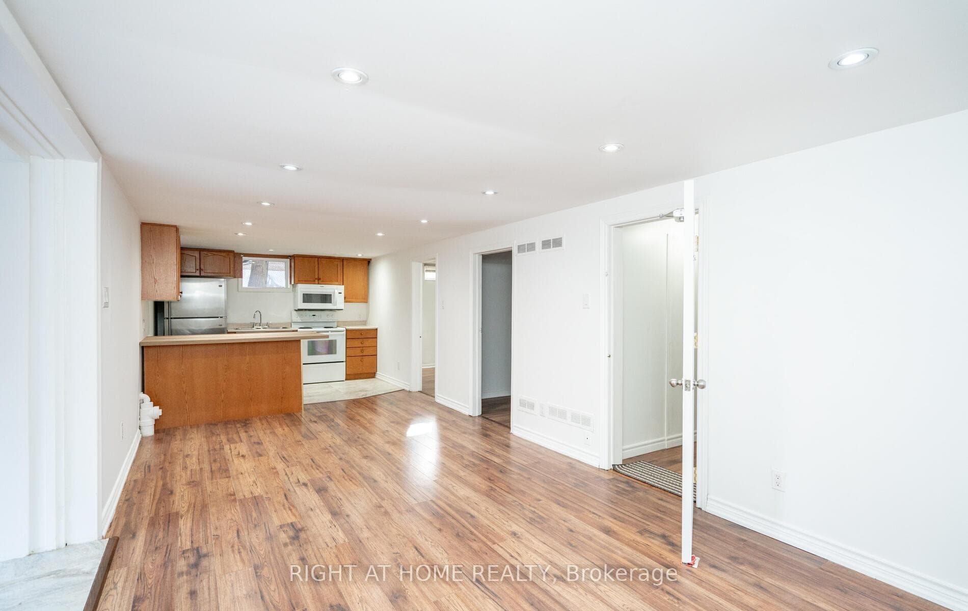 89 Batson Drive photo 27