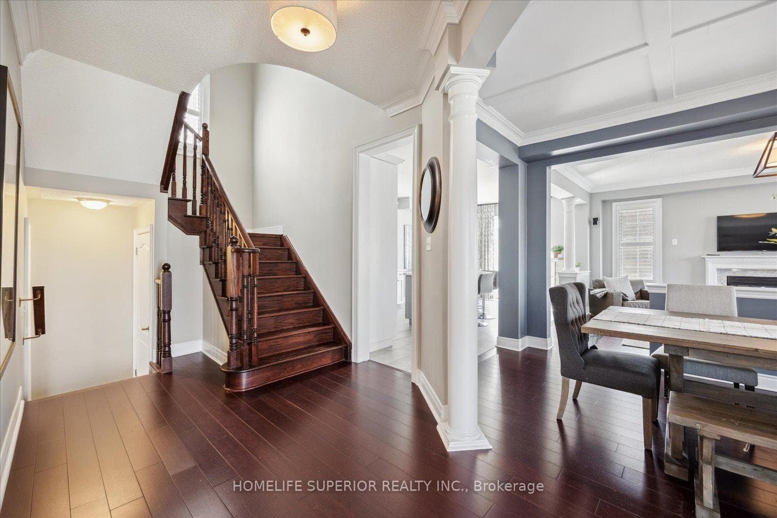 2 Rockland Crescent photo 5