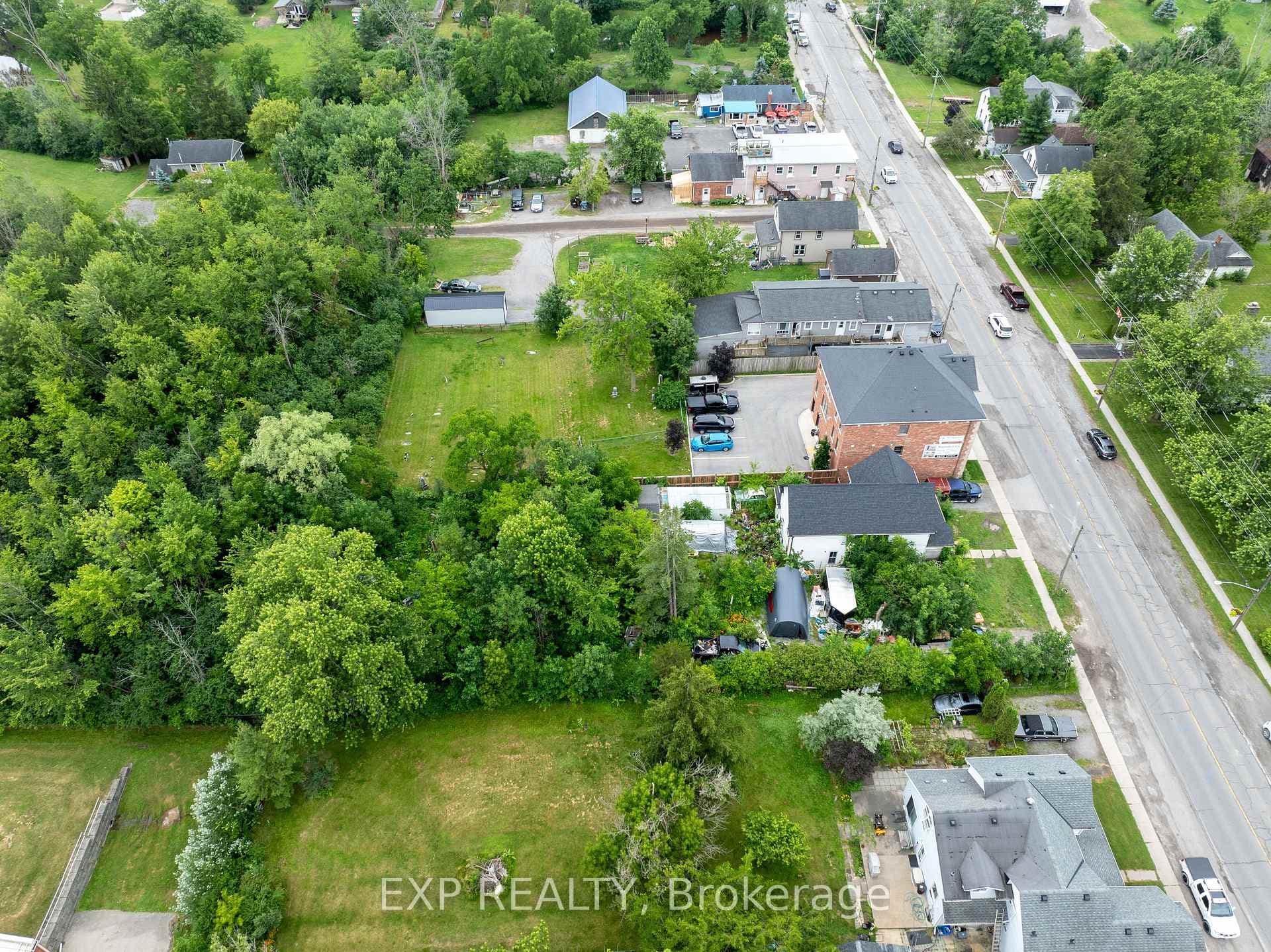 2632 Stevensville Road photo 9