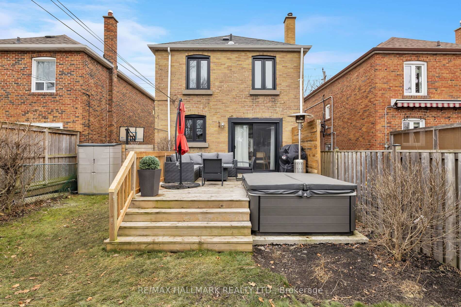 289 Blantyre Avenue photo 28