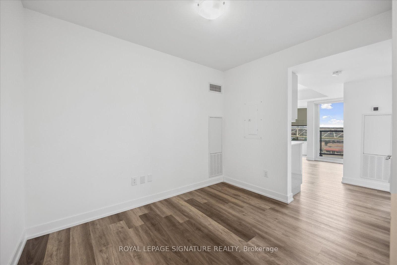 1480 Bayly Street Unit 1107 photo 4