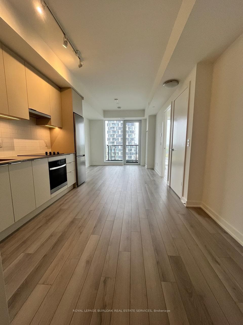 3079 Trafalgar Road Unit 1406 photo 1