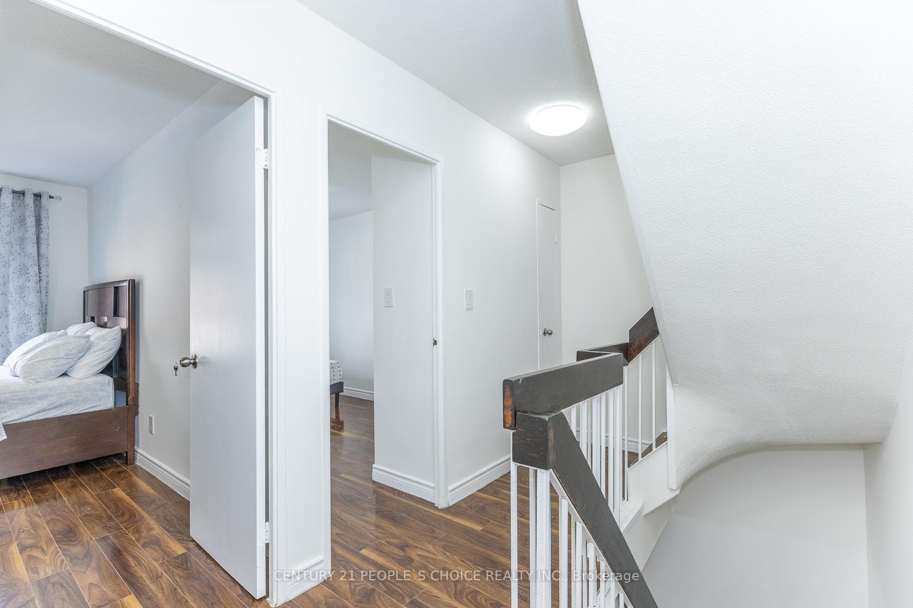 10 Eddystone Avenue Unit 106 photo 17