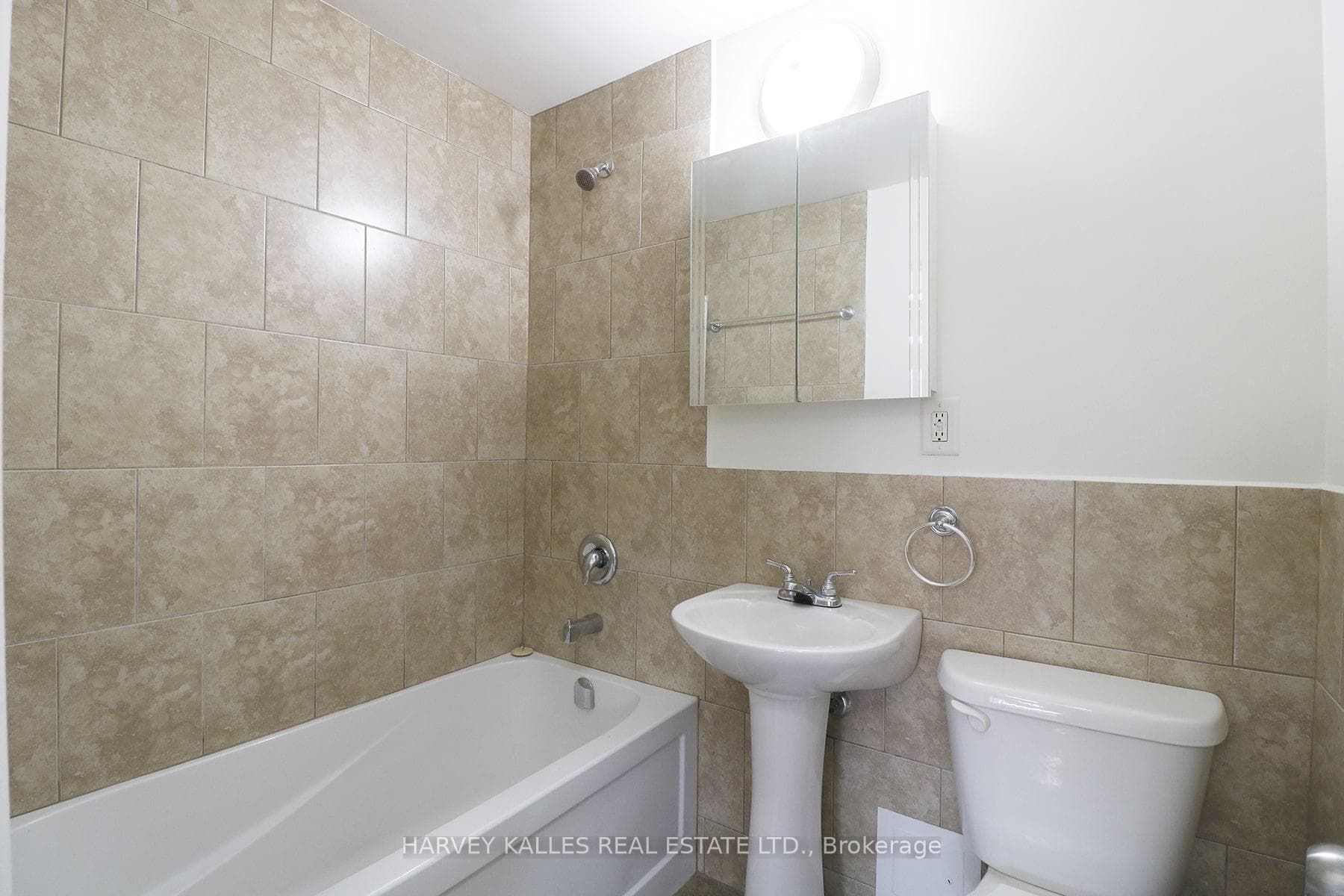500 Gilbert Avenue Unit 102 photo 7