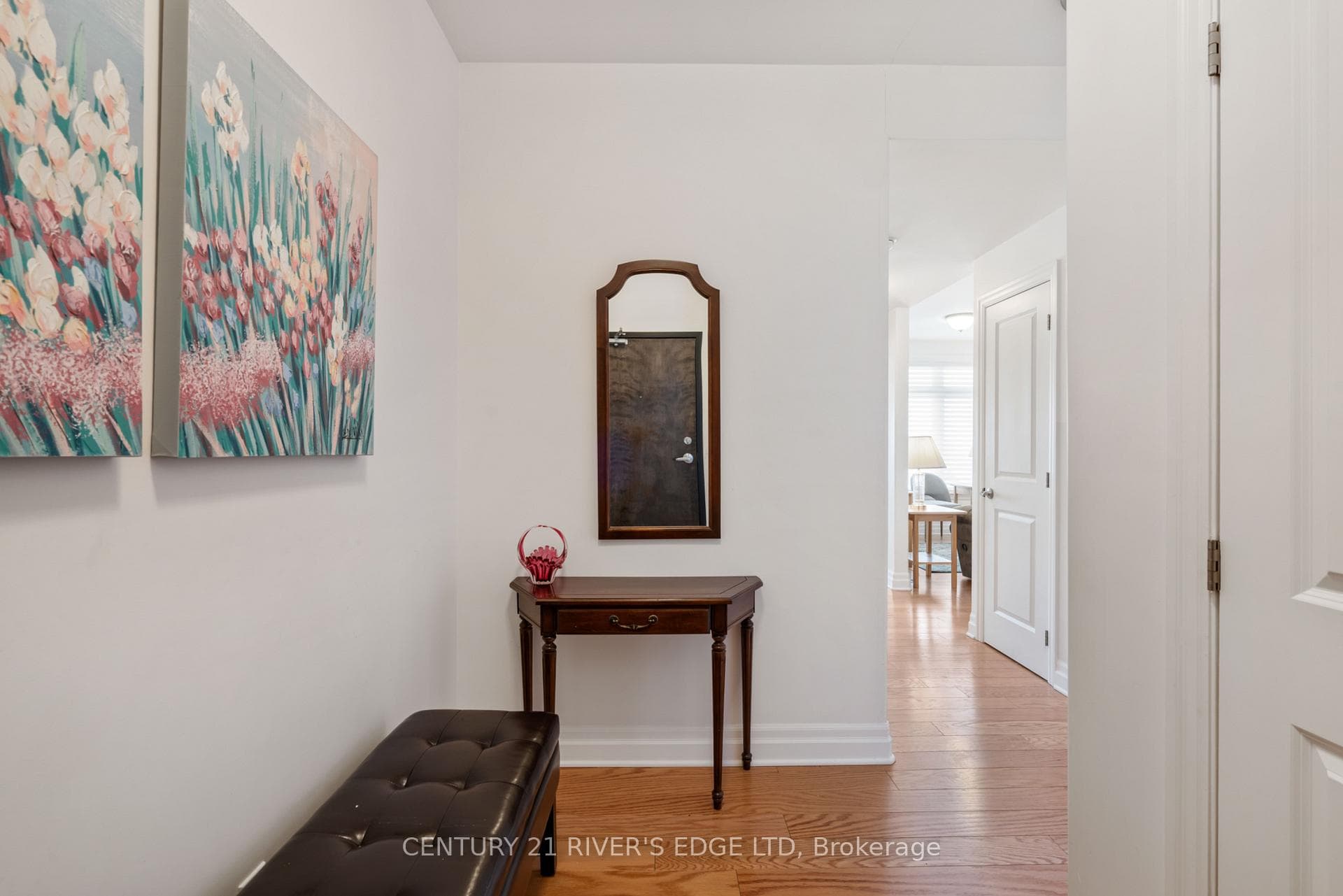 1109 Millwood Avenue Unit 302 photo 8