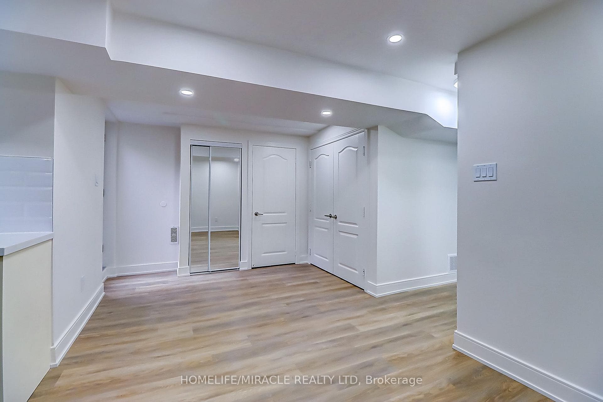 6892 Postmaster Ridge photo 6