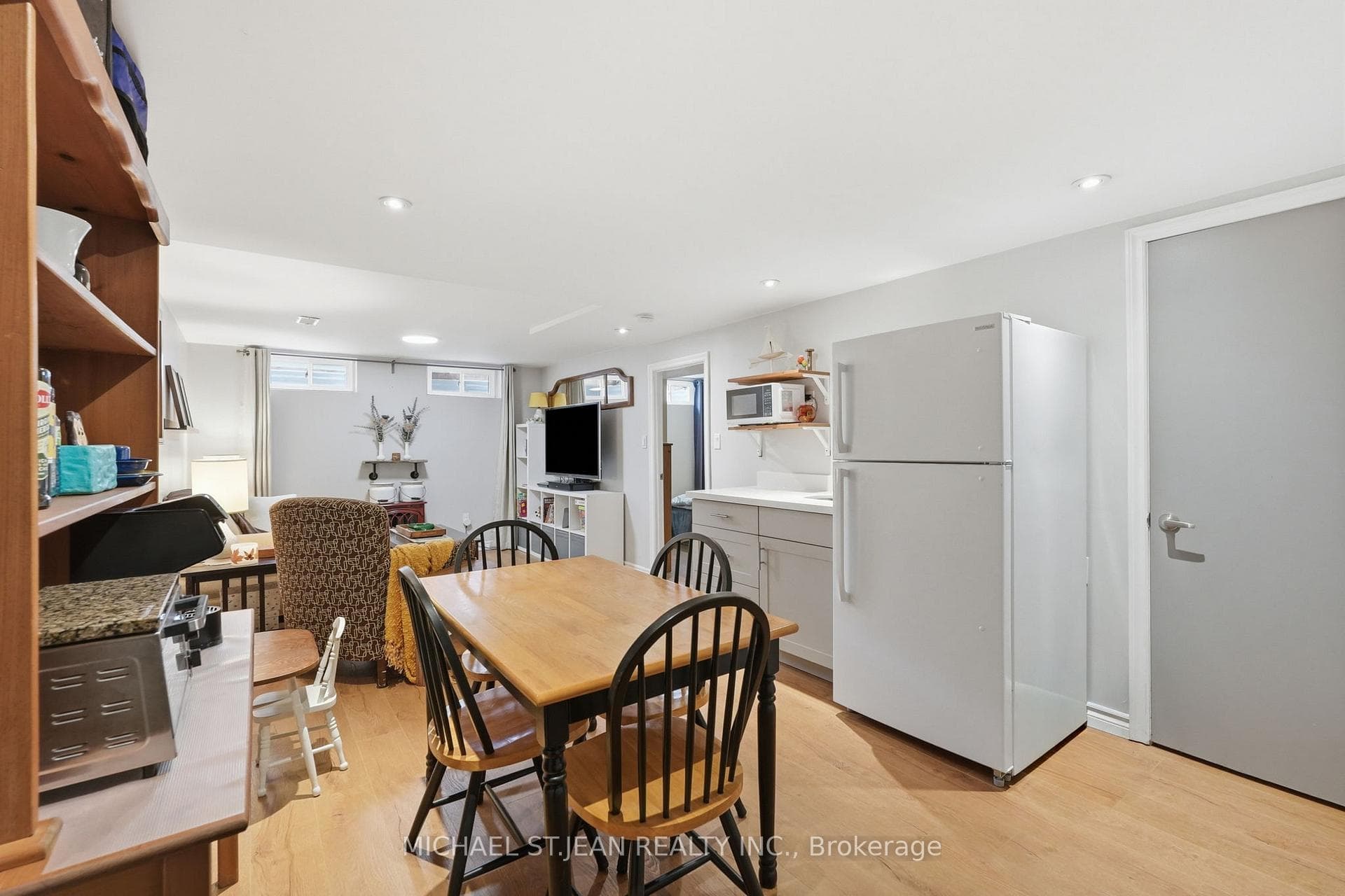 6 Darlington Drive photo 32