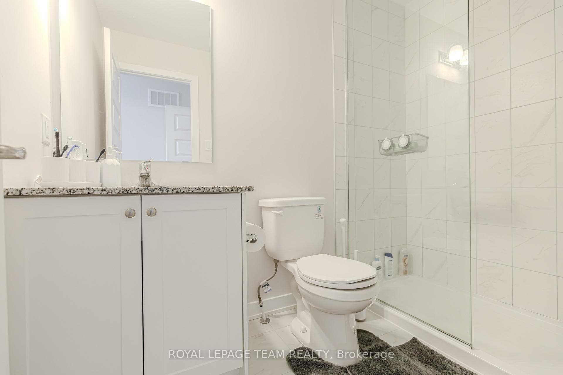 742 Kinstead Pvt Private photo 21