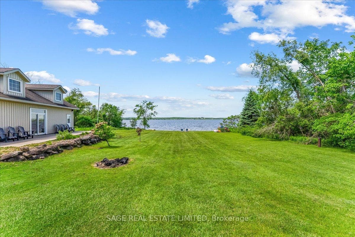 1634 Morris Avenue photo 43