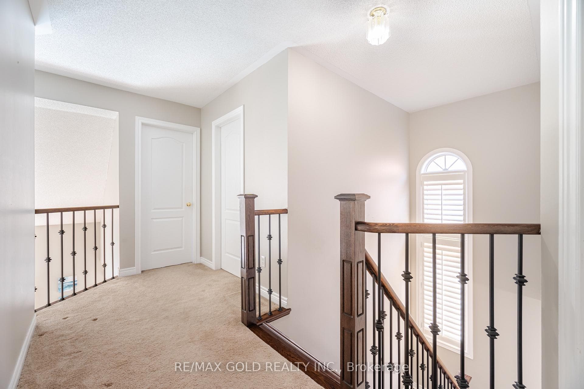 4 Woodcreek Drive photo 21