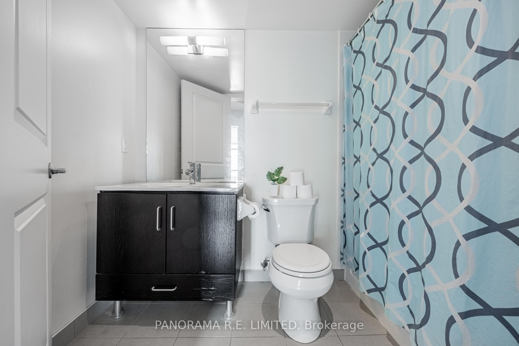 215 Sherway Gardens Road Unit 1702 photo 11