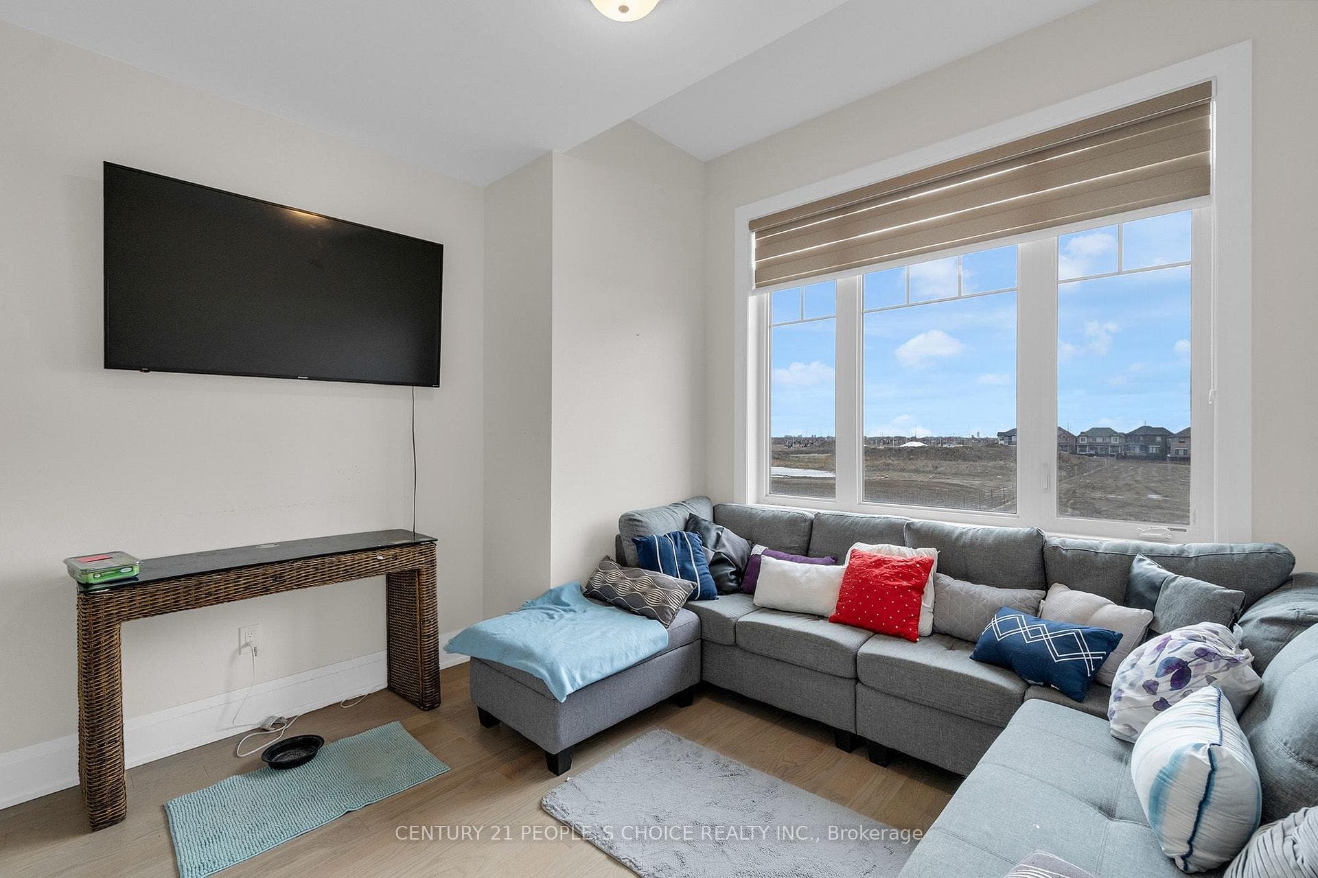 10 Tweedhill Avenue photo 27