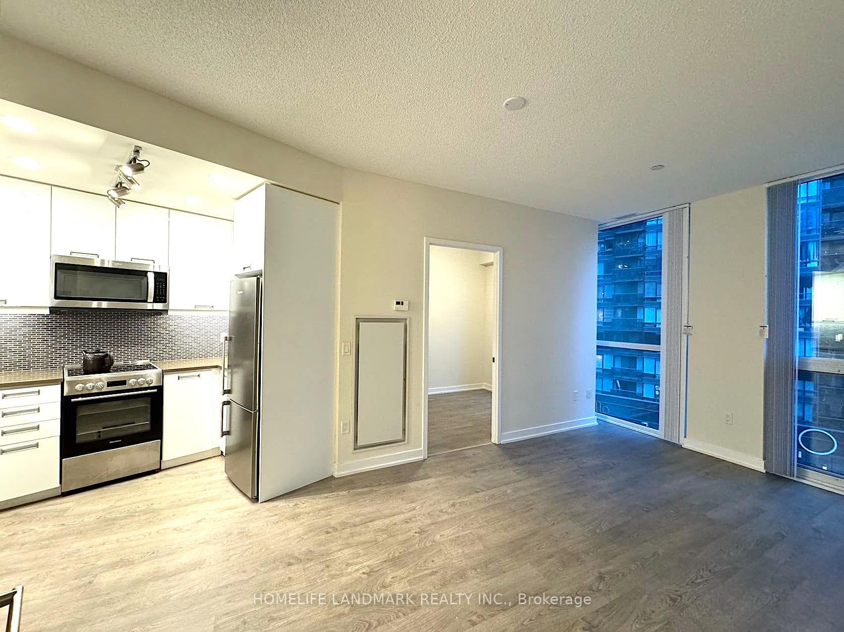 99 John Street Unit 410 photo 2