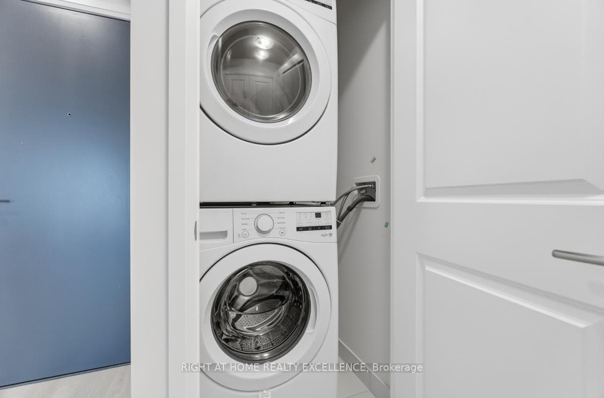 3260 SHEPPARD Avenue Unit 411 photo 18