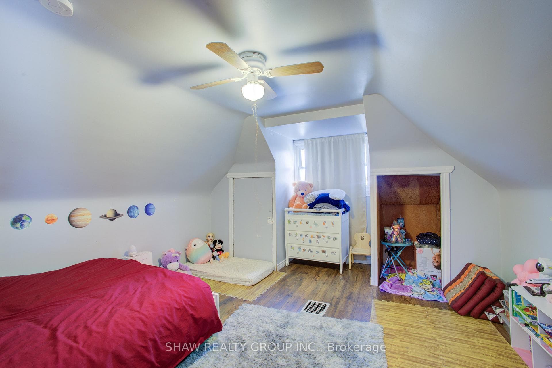34 Barons Avenue photo 21