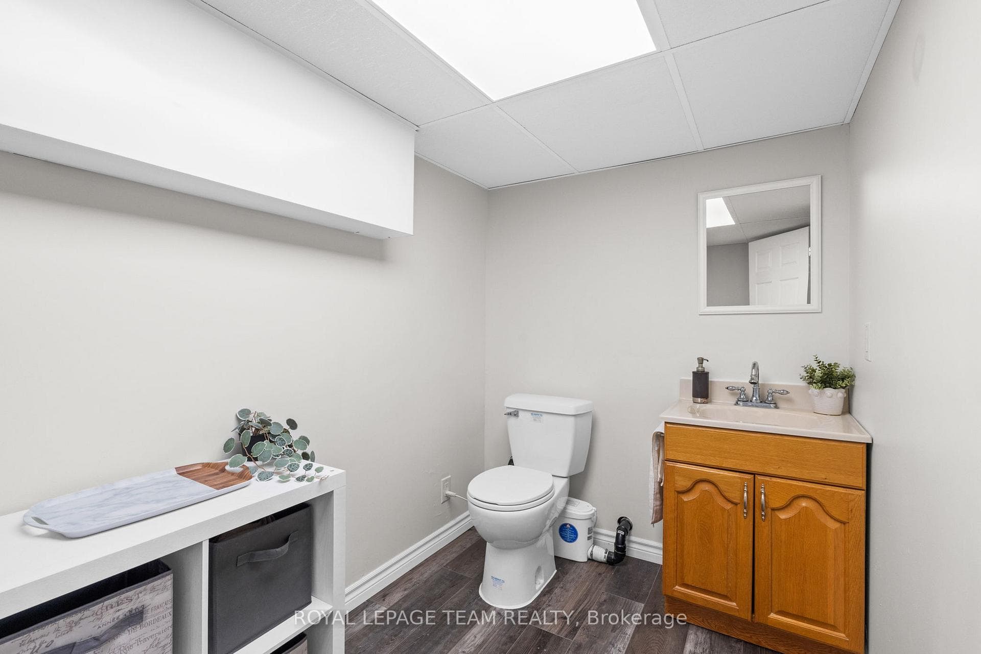 Lower Level Powder Room