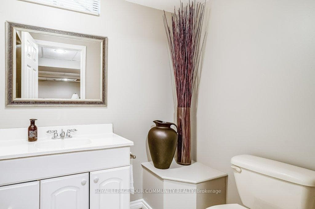 192 Alexander Road photo 29