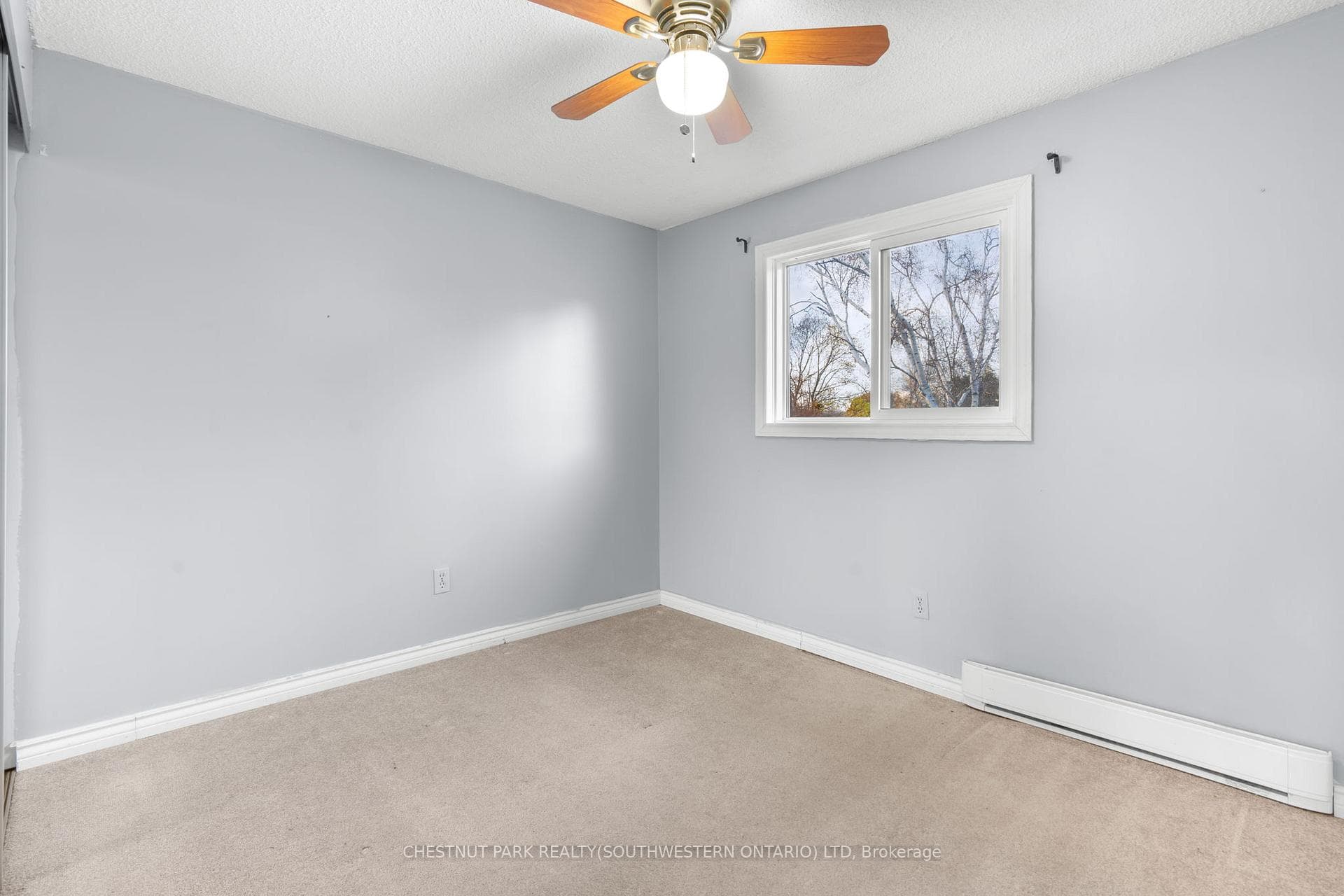 11 Parker Crescent photo 20