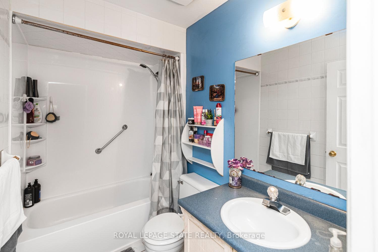 127 Terni Boulevard photo 31