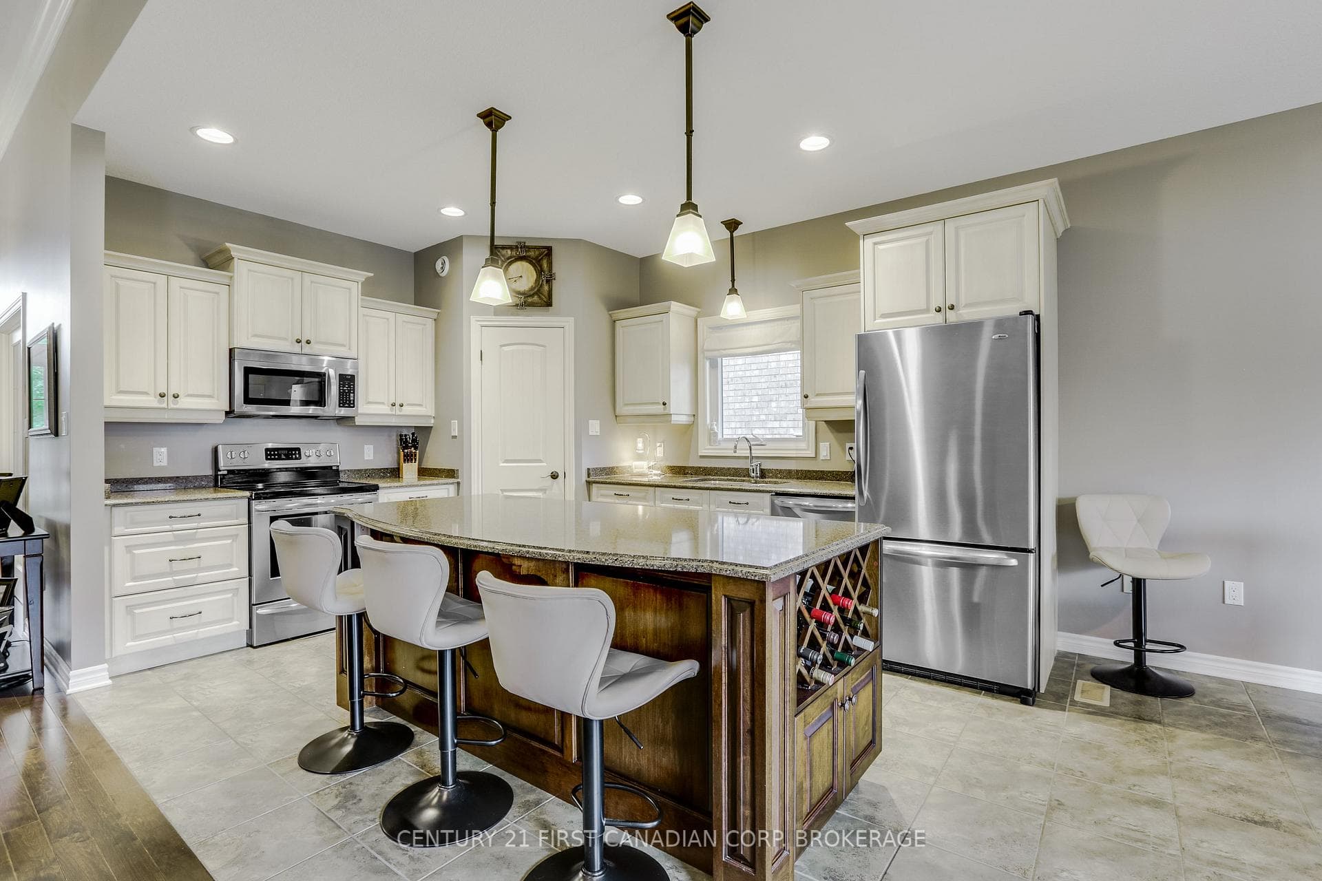 76 Sloan Drive photo 35