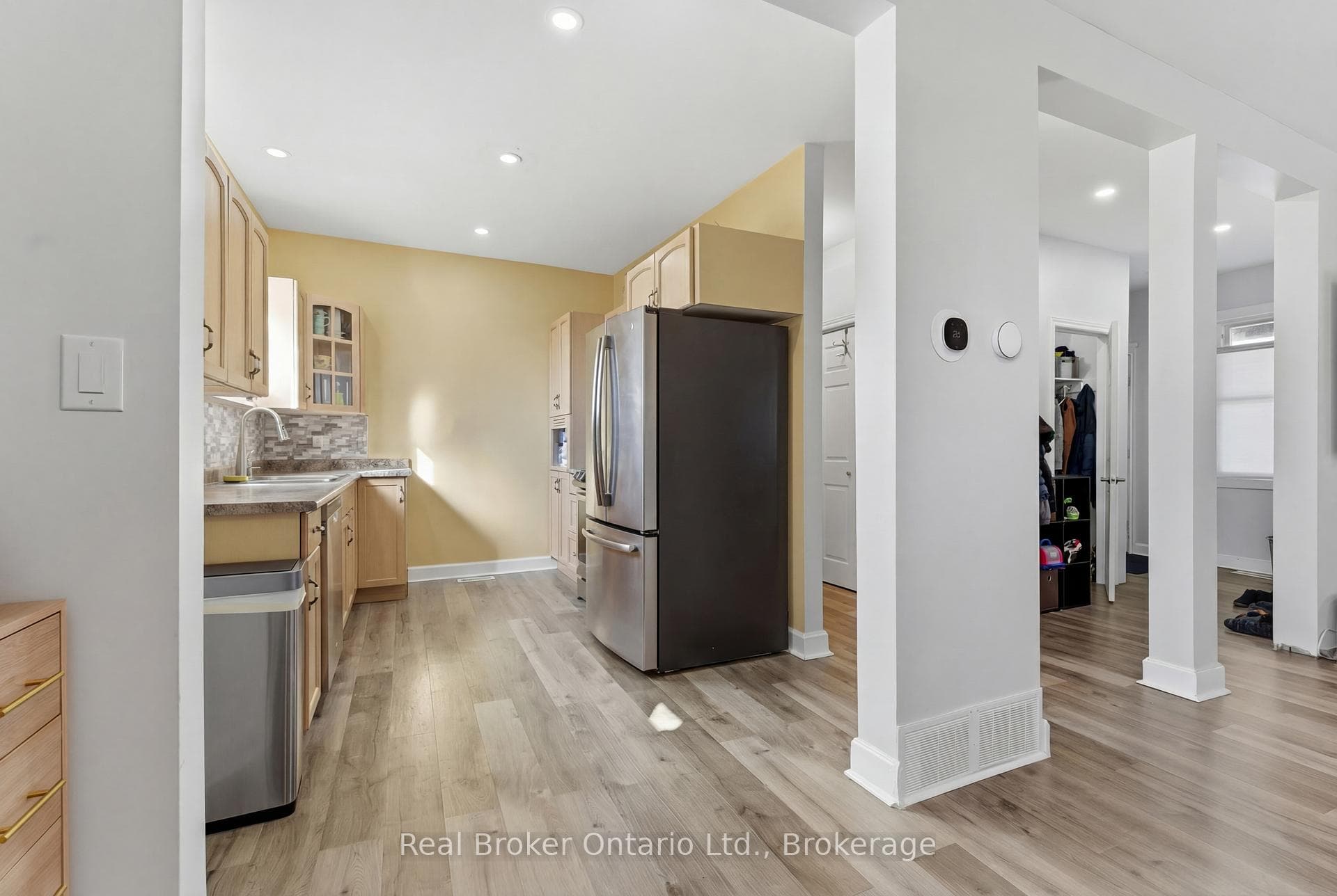 154 Niagara Falls Road photo 13