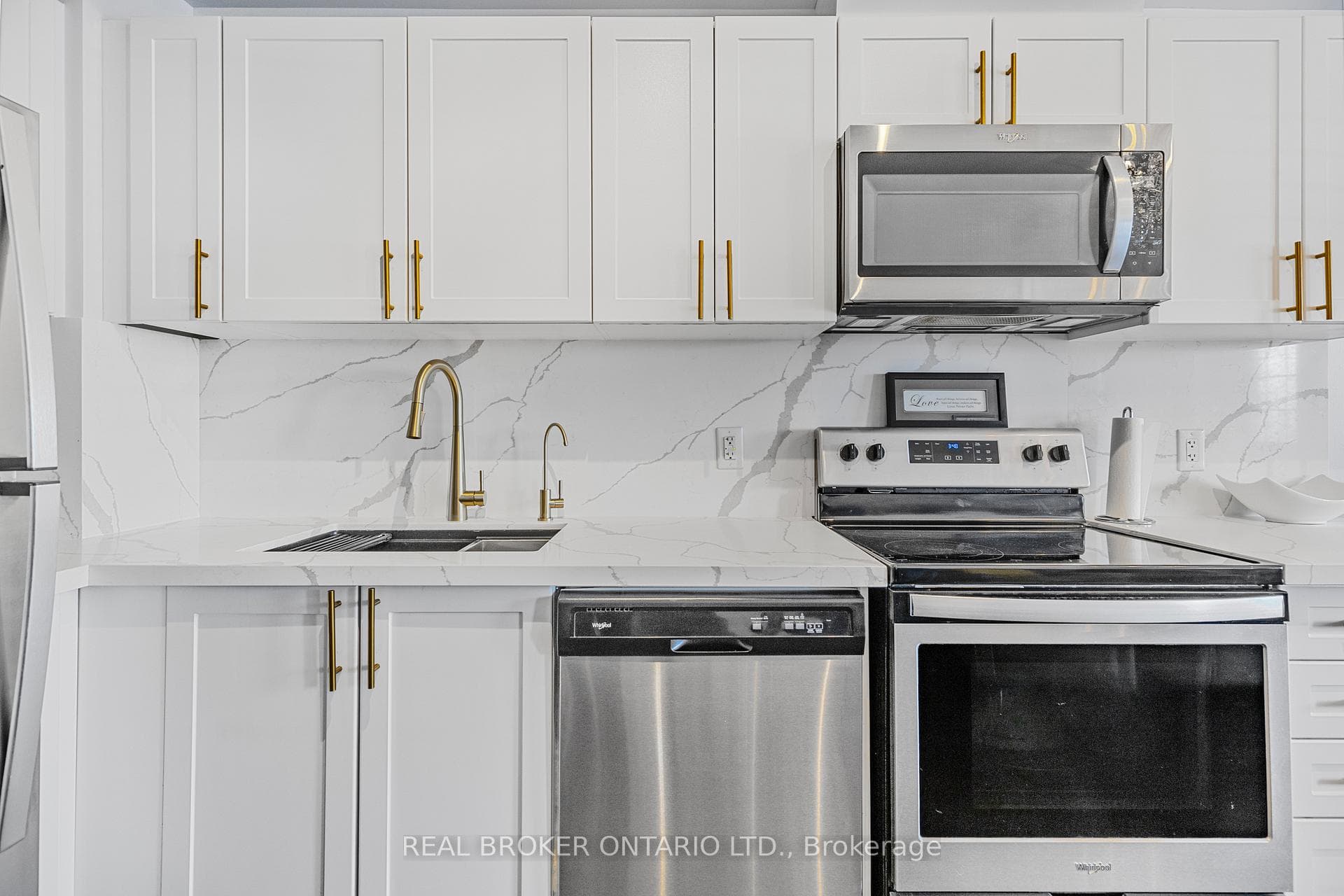 630 Rogers Road Unit 21 photo 4