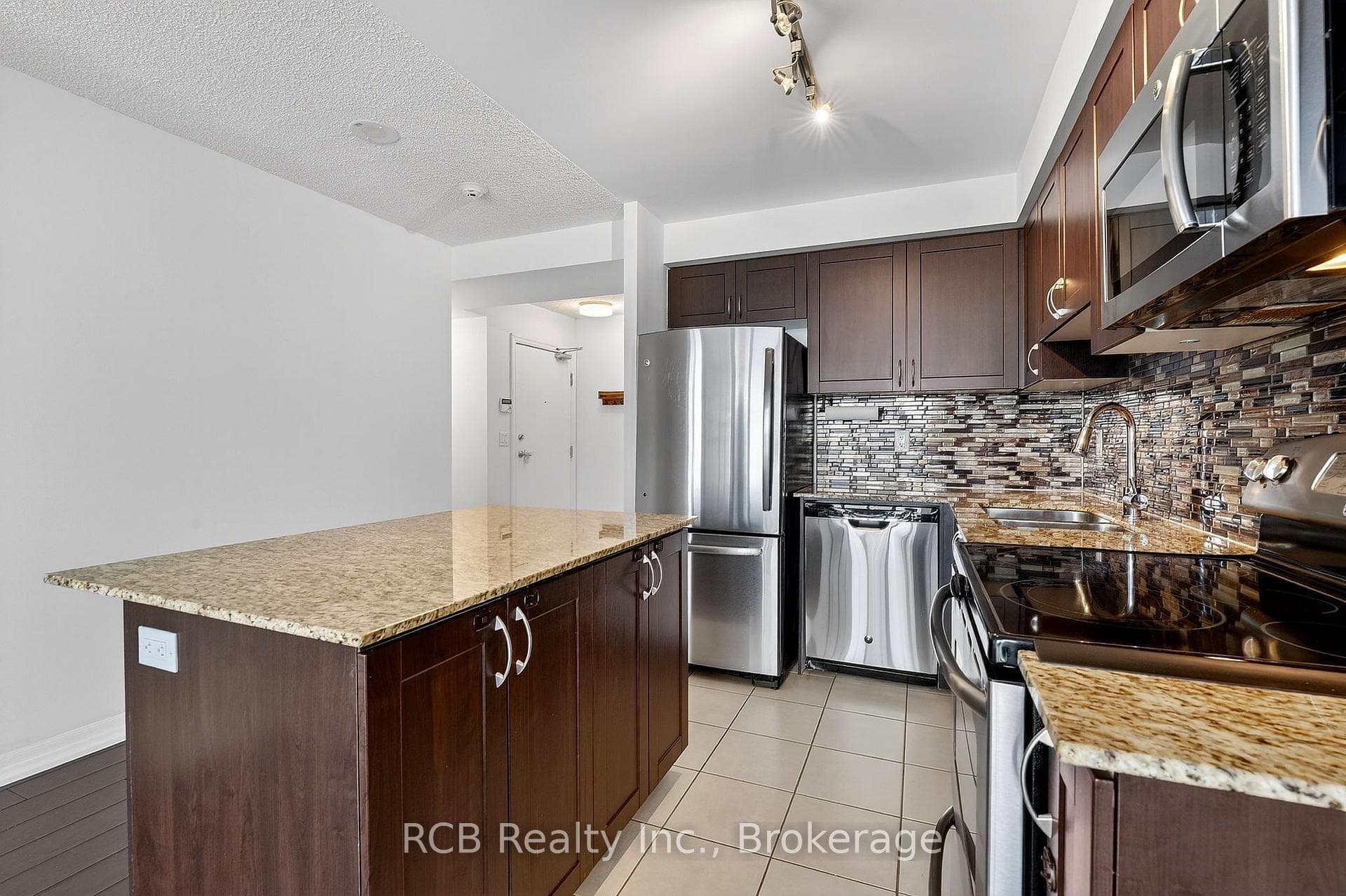 1940 Ironstone Drive Unit 1006 photo 15