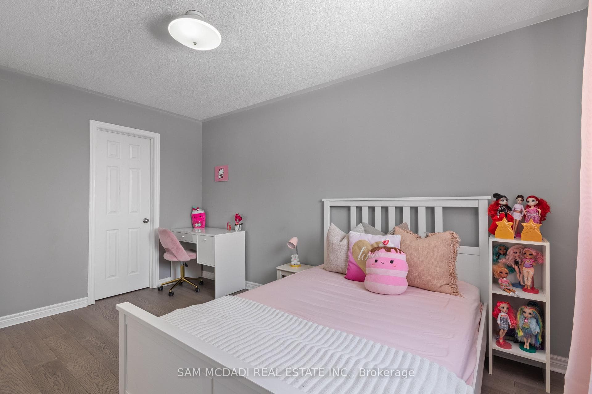 7159 Spyglass Crescent photo 23